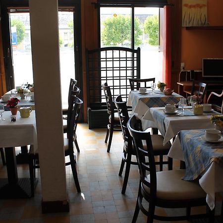 Hotel De La Gare Периго Экстерьер фото