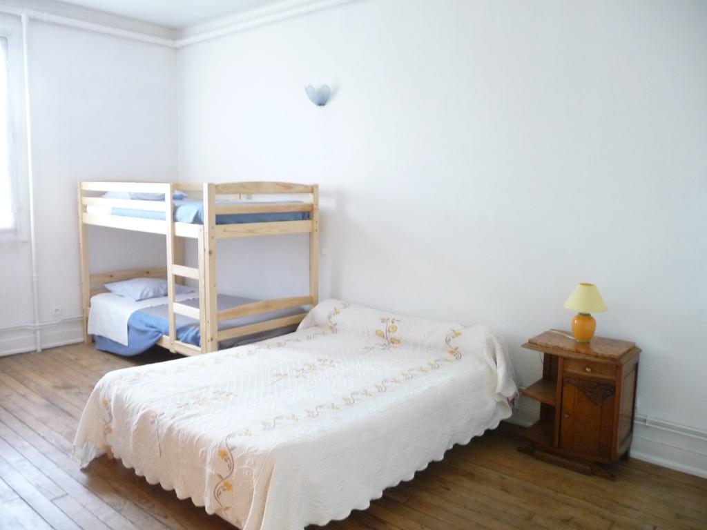 Hotel De La Gare Периго Номер фото