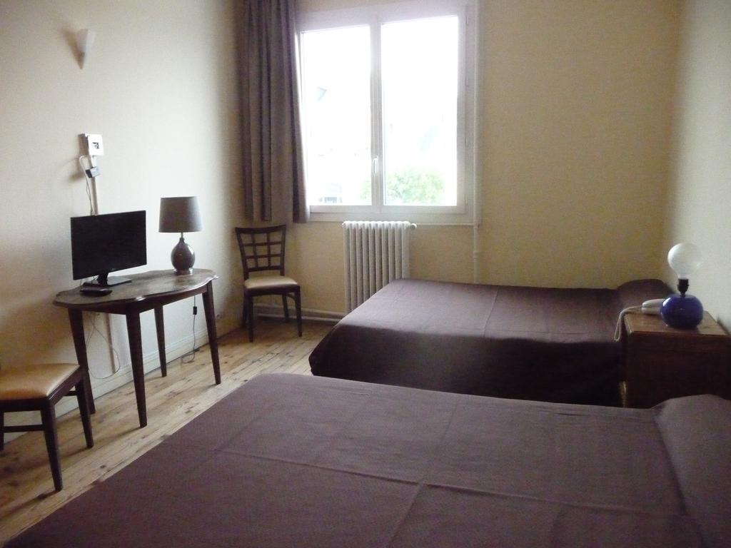 Hotel De La Gare Периго Номер фото