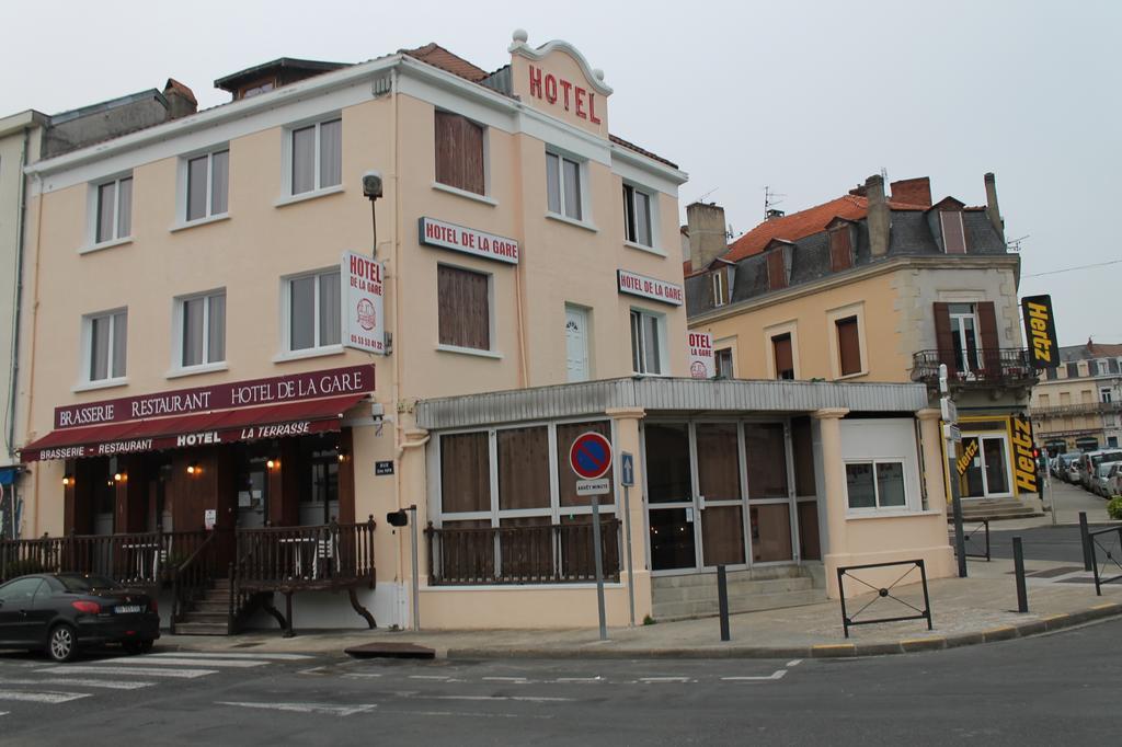 Hotel De La Gare Периго Экстерьер фото